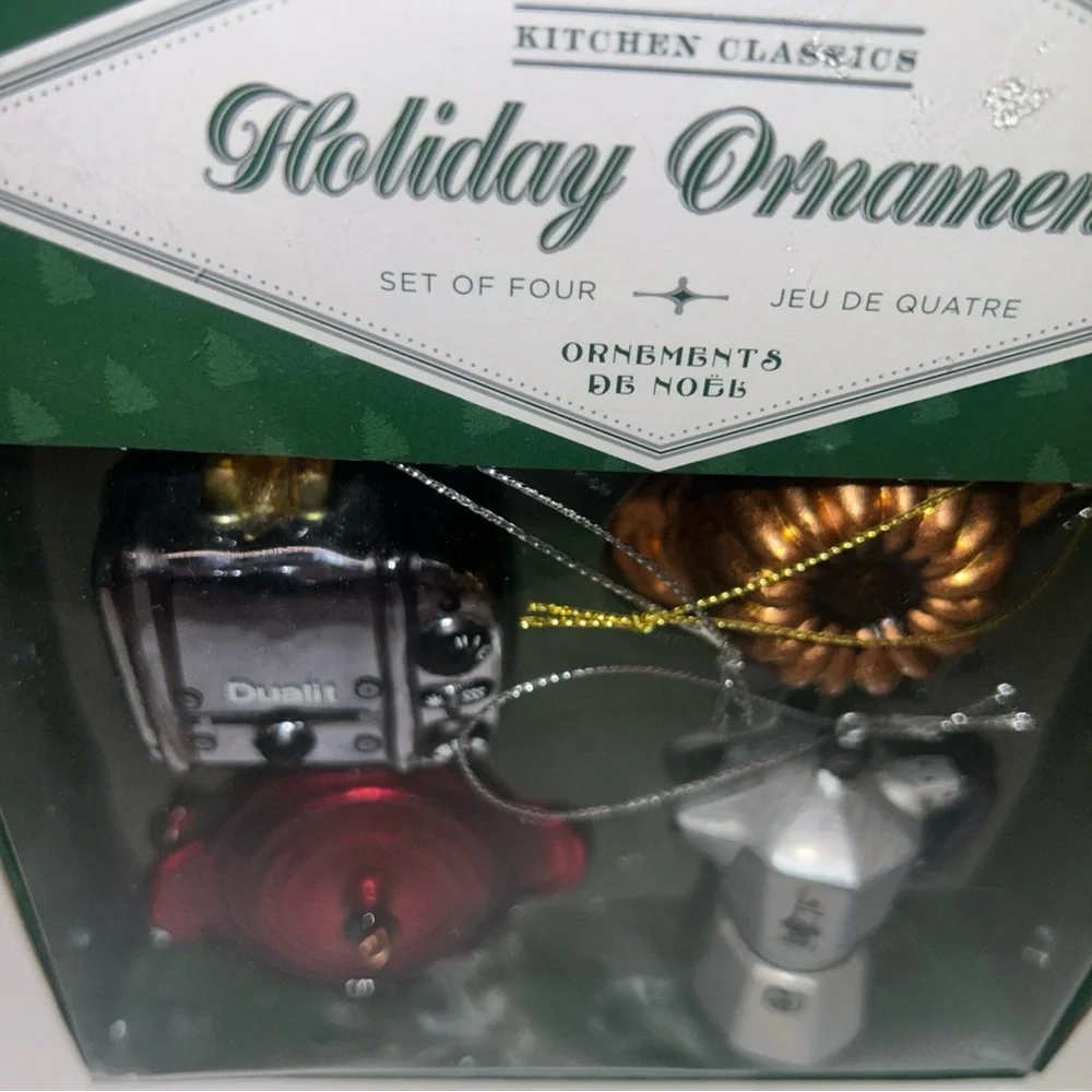 Williams Sonoma Kitchen Classics Appliances Holiday 4 Ornaments Le Creuset NEW